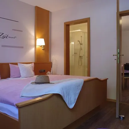 Appartementhaus Sibylle 아파트 바트푸징